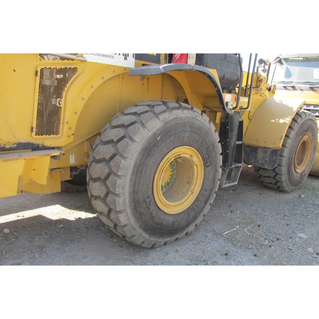 CAT CAT 966L Gumikerekes homlokrakodók