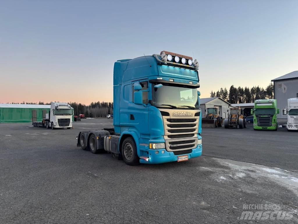 Scania R 490 Nyergesvontatók