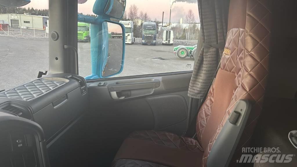 Scania R 490 Nyergesvontatók