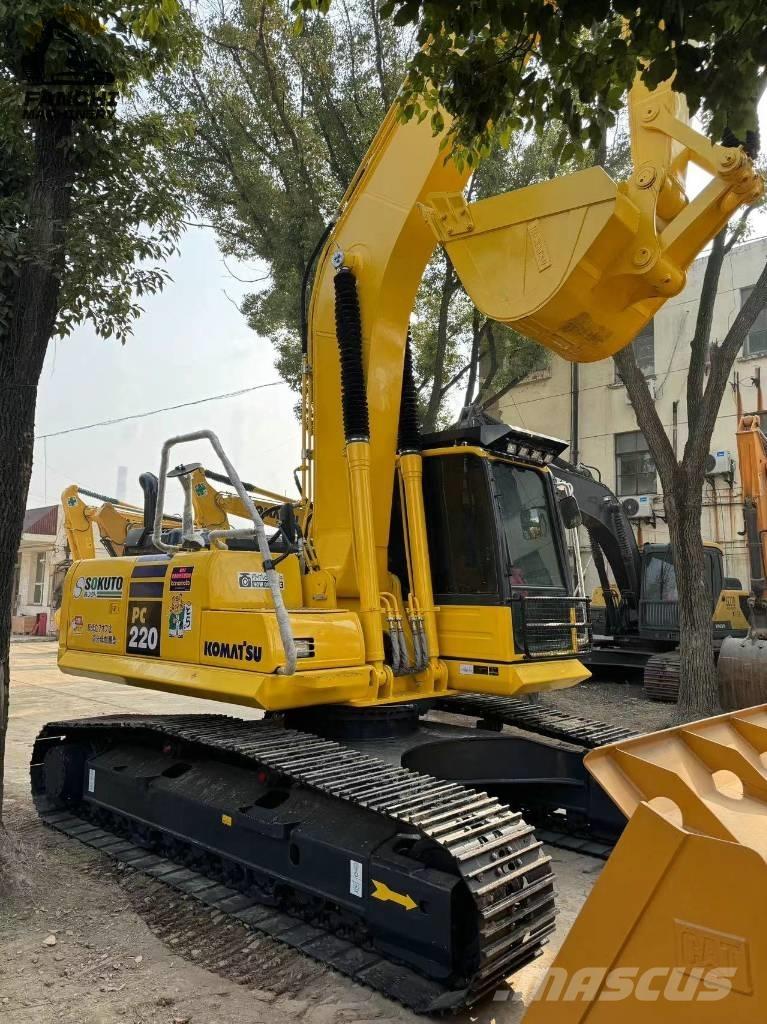Komatsu PC 220 LC Lánctalpas kotrók