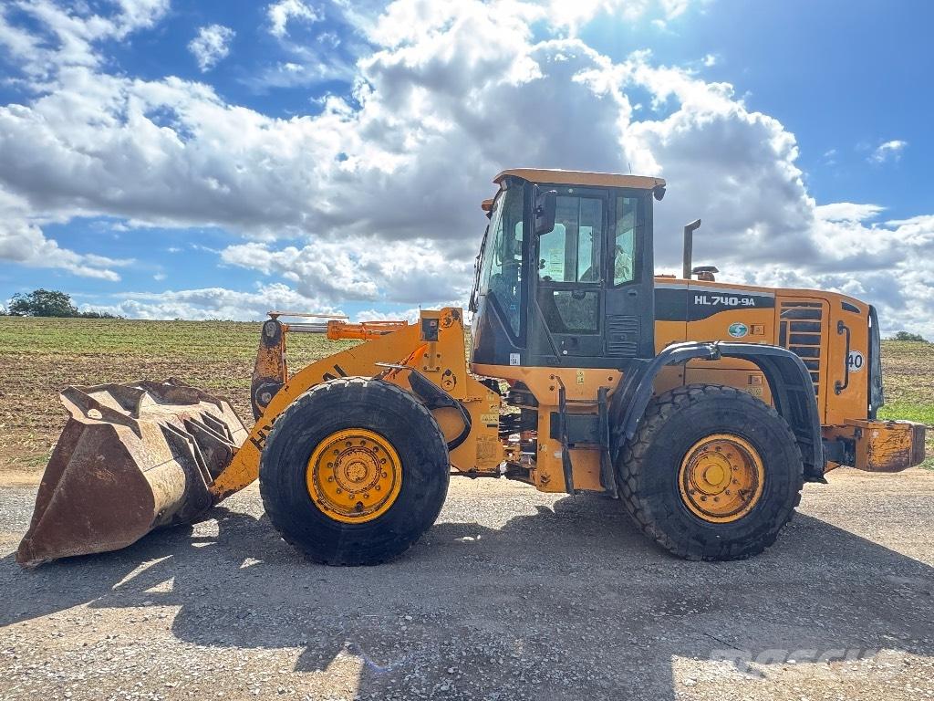 Hyundai HL 740-9 A Gumikerekes homlokrakodók