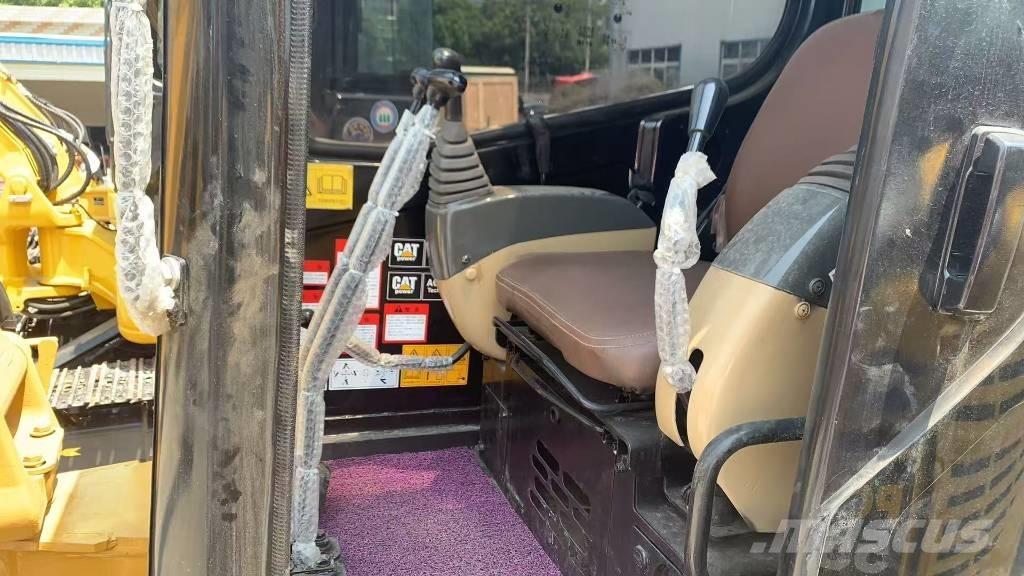 CAT 304 Lánctalpas kotrók