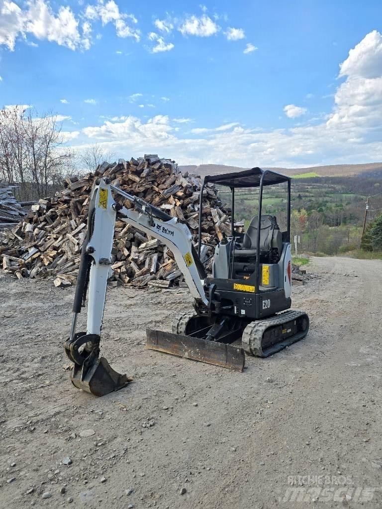Bobcat E 20 Mini kotrók < 7t