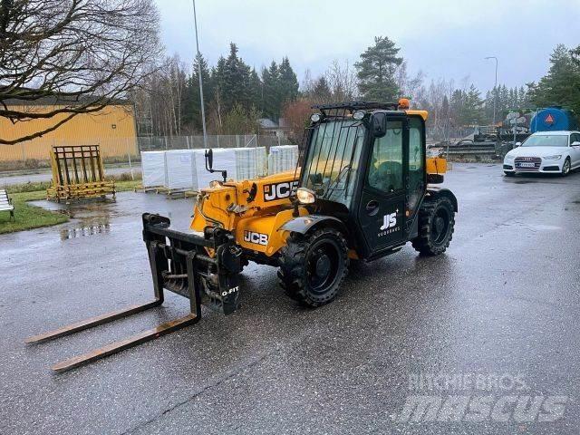 JCB 525-60T5 Teleszkópos rakodók