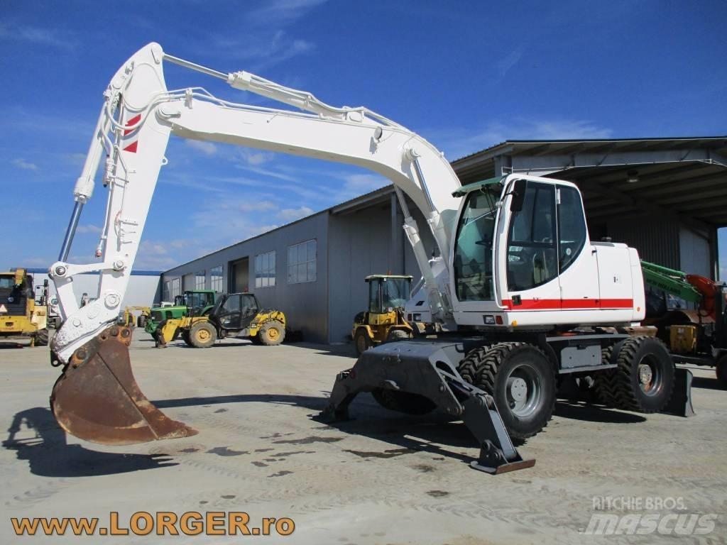 Case WX 145 Gumikerekes kotrók