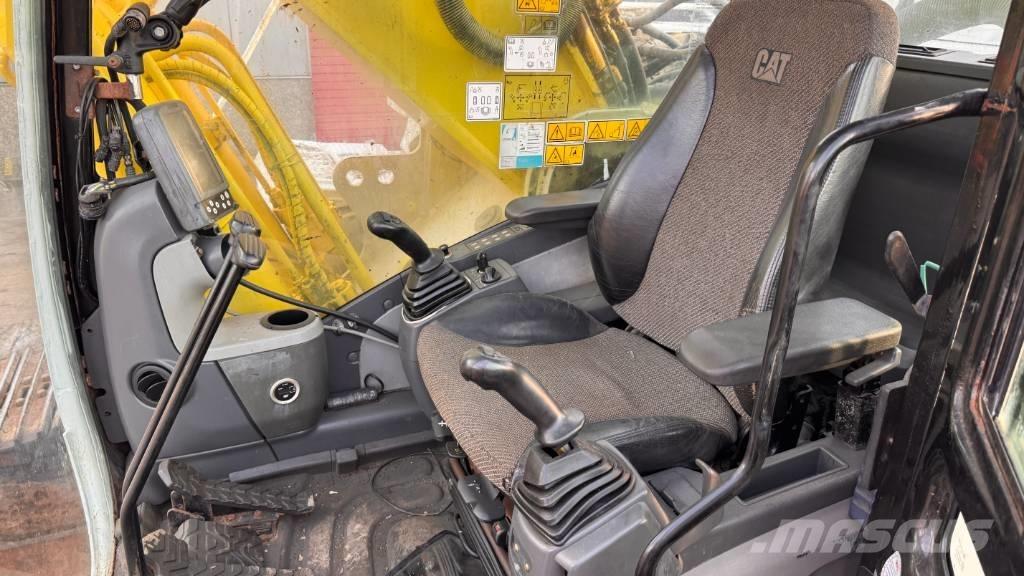 CAT 330 D L LR Lánctalpas kotrók