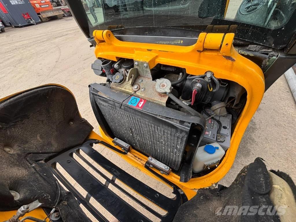 JCB 8016 Mini kotrók < 7t