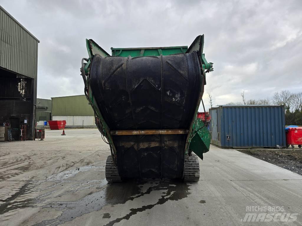 Haas Tyron 2000 XL Irat megsemmisítők