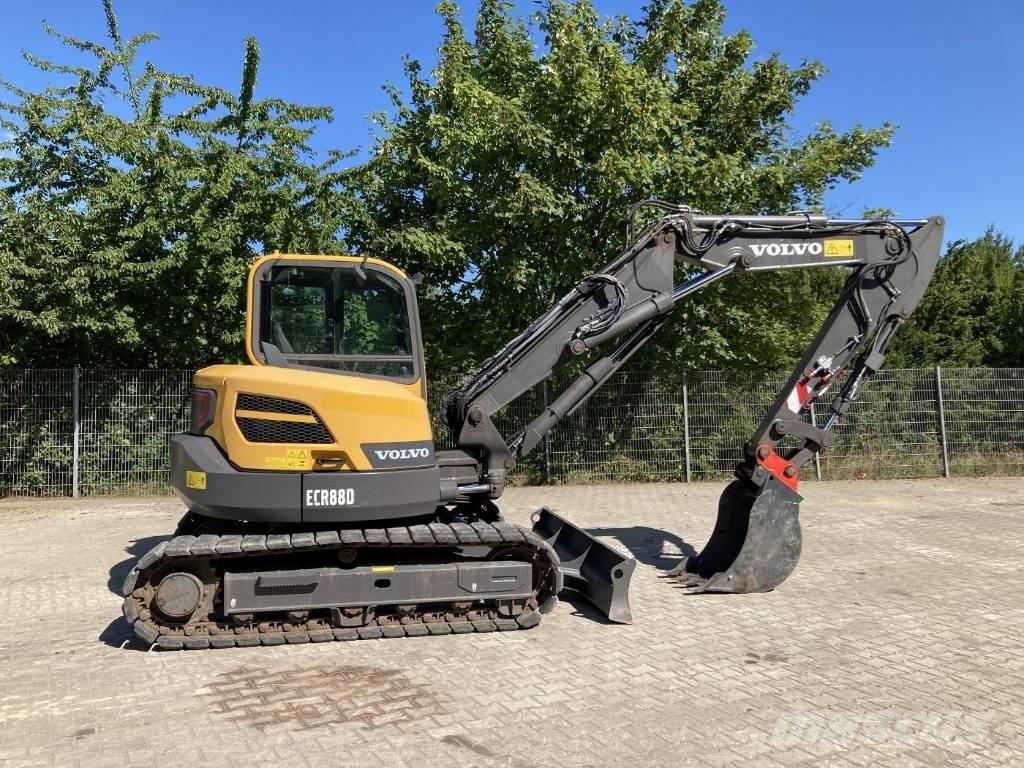 Volvo ECR 88 D Közepes (midi) kotrók 7 t - 12 t