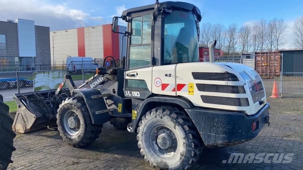 Terex TL 80 Gumikerekes homlokrakodók