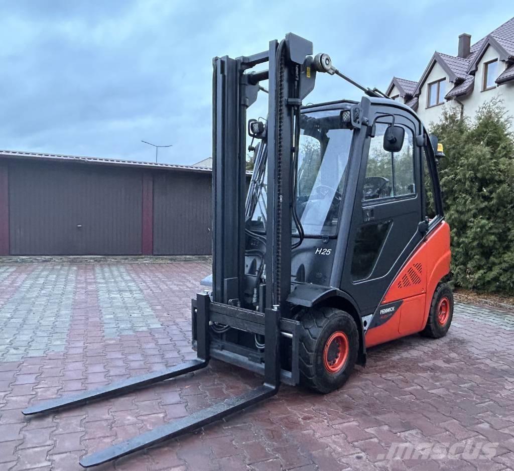 Linde H25T-02 Gázüzemű targoncák