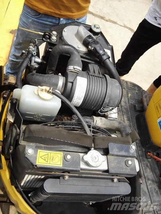 Komatsu PC 10 Mini kotrók < 7t