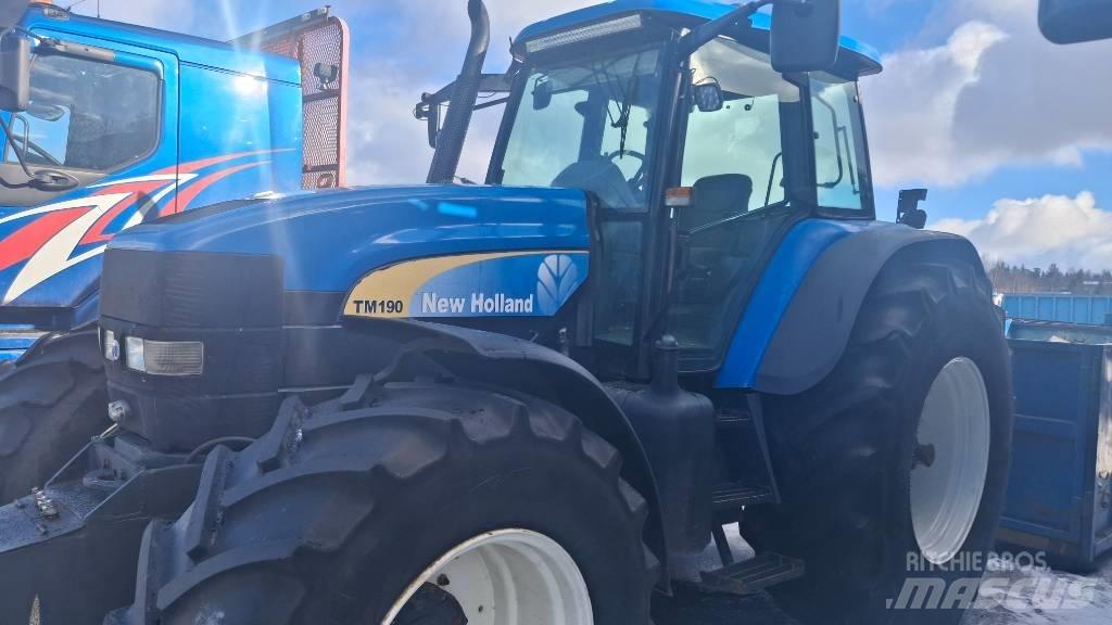 New Holland TM190 Traktorok