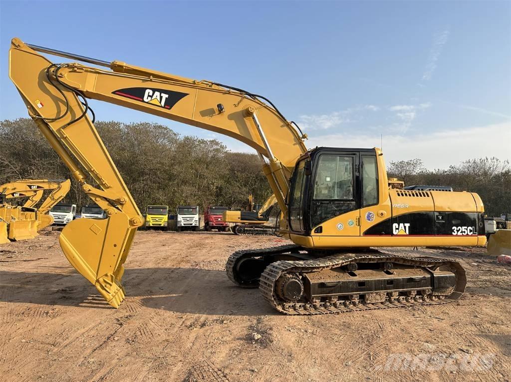 CAT 325C Lánctalpas kotrók