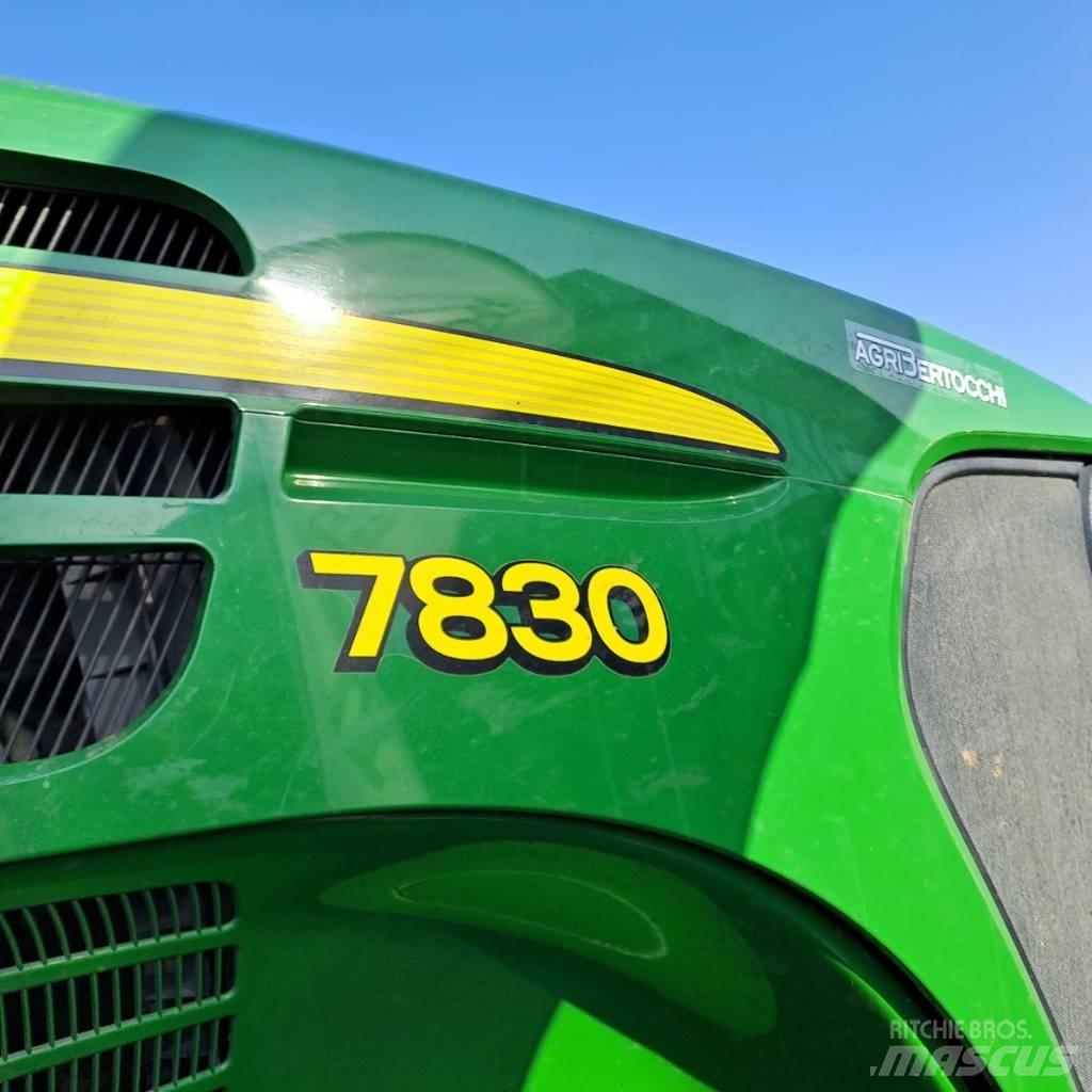 John Deere 7830 Traktorok