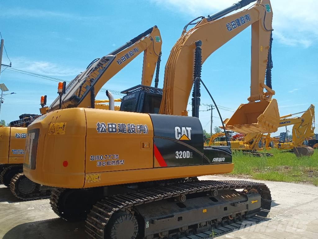 CAT 320D2L Lánctalpas kotrók
