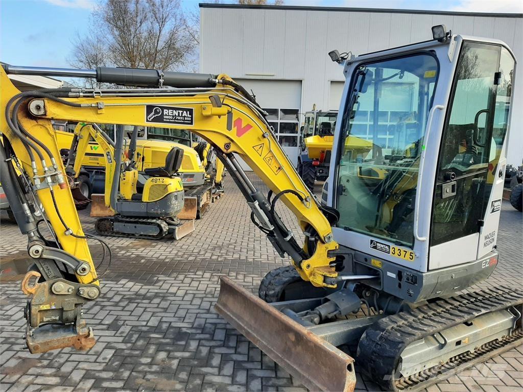 Wacker Neuson EZ26 Lánctalpas kotrók