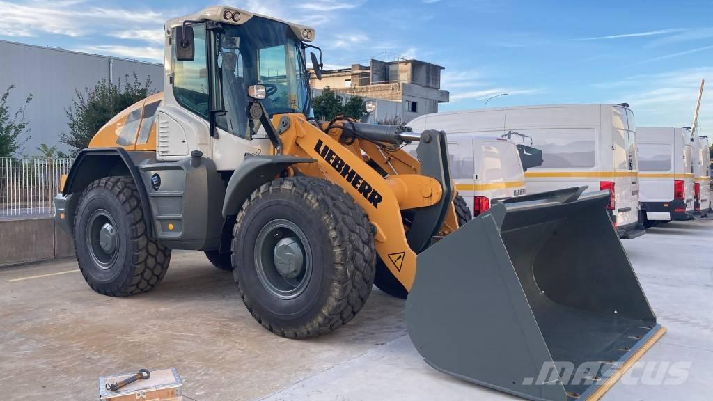 Liebherr L546 Gumikerekes homlokrakodók