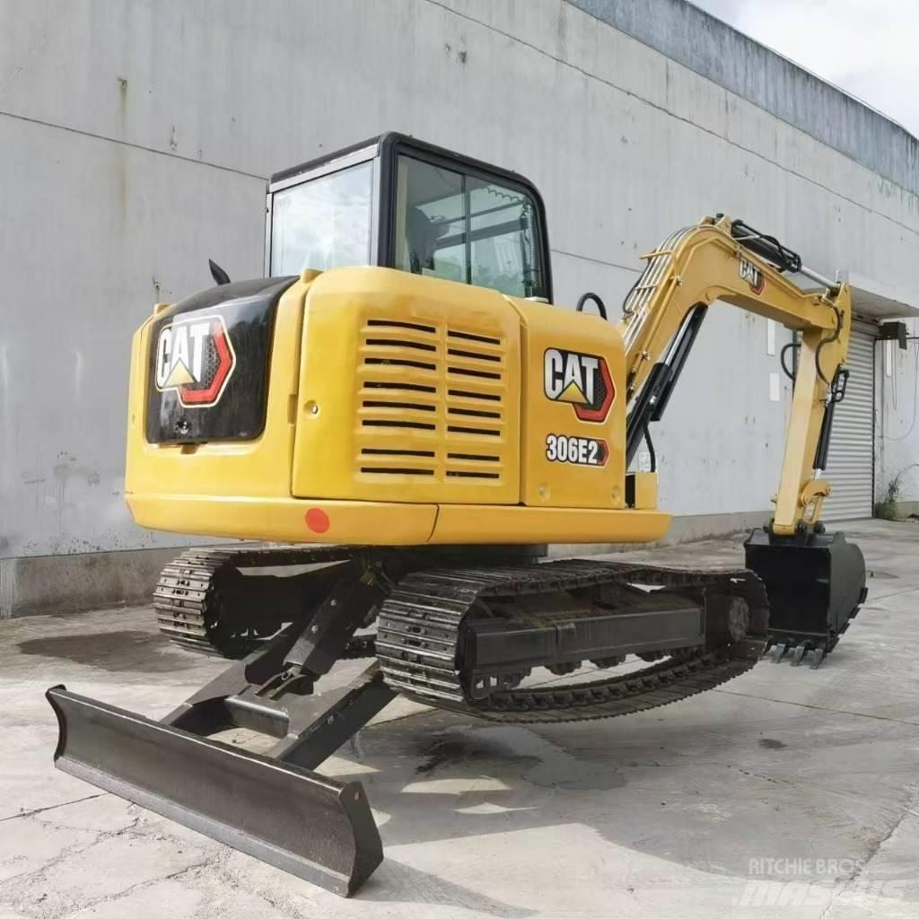 CAT 306E2 Mini kotrók < 7t