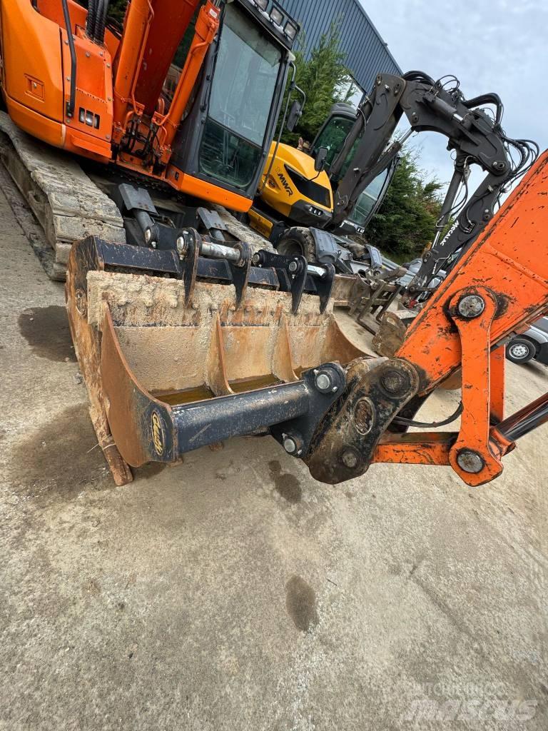 Doosan DX140 LC Lánctalpas kotrók