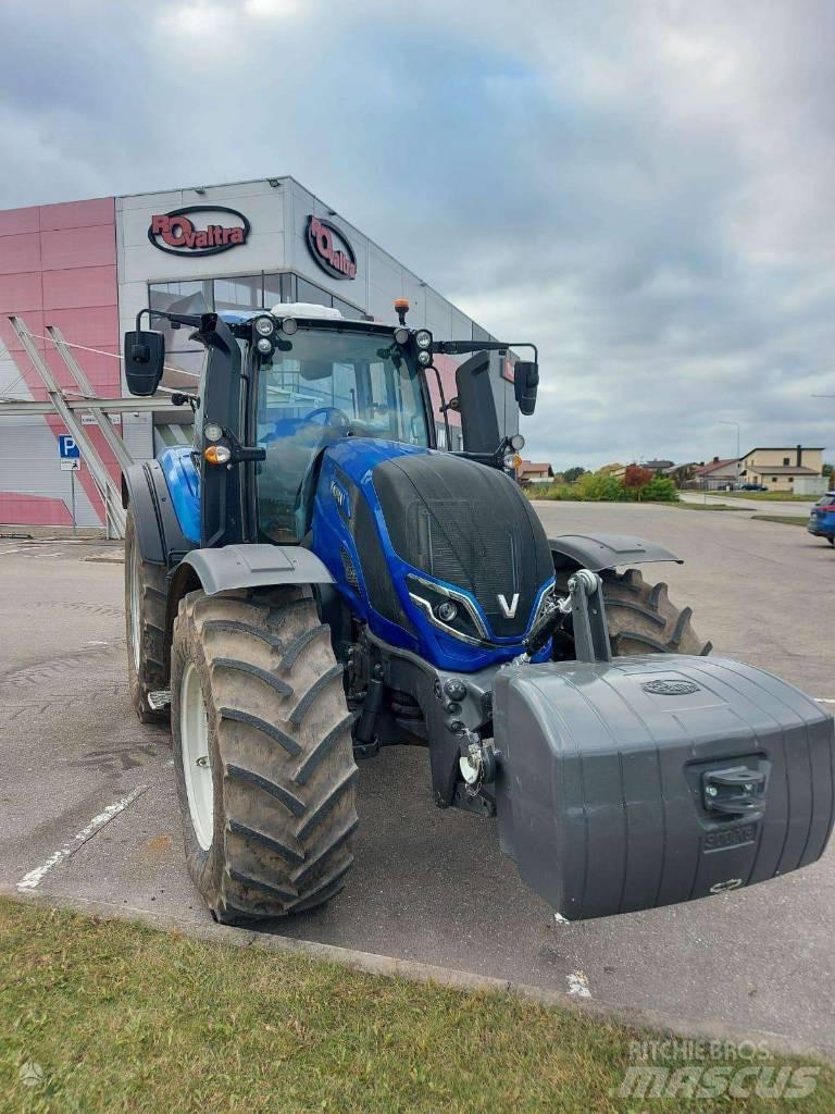Valtra T235V Traktorok