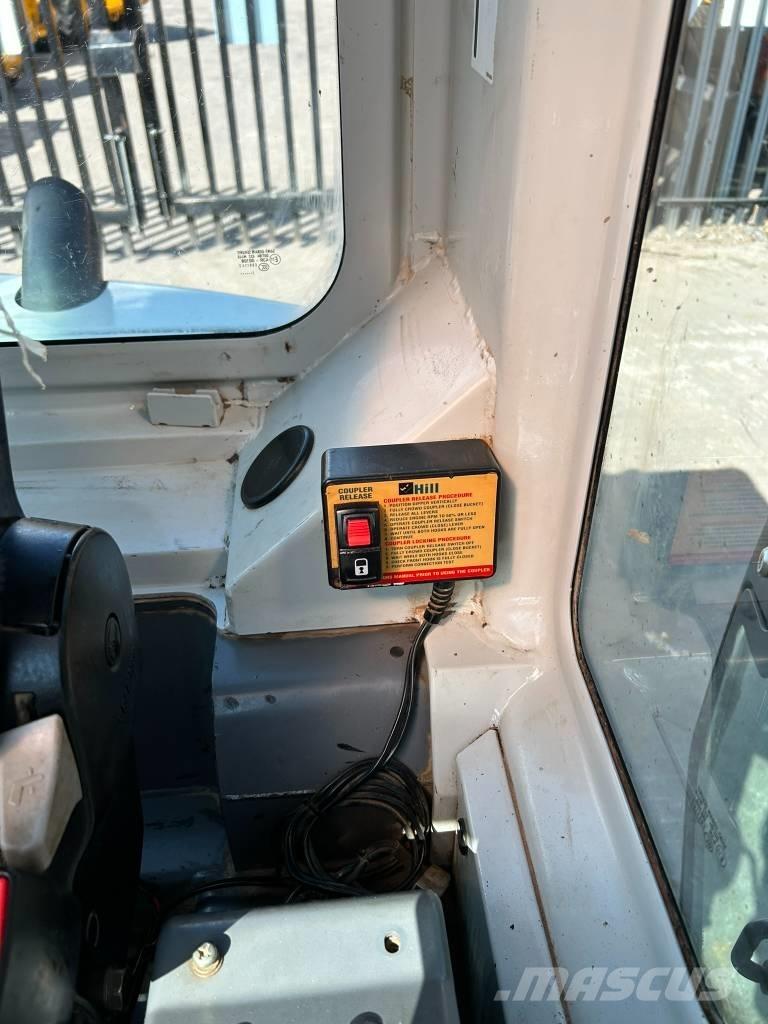 Takeuchi TB 250 Mini kotrók < 7t