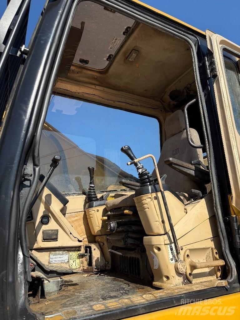 CAT 325 LN Lánctalpas kotrók