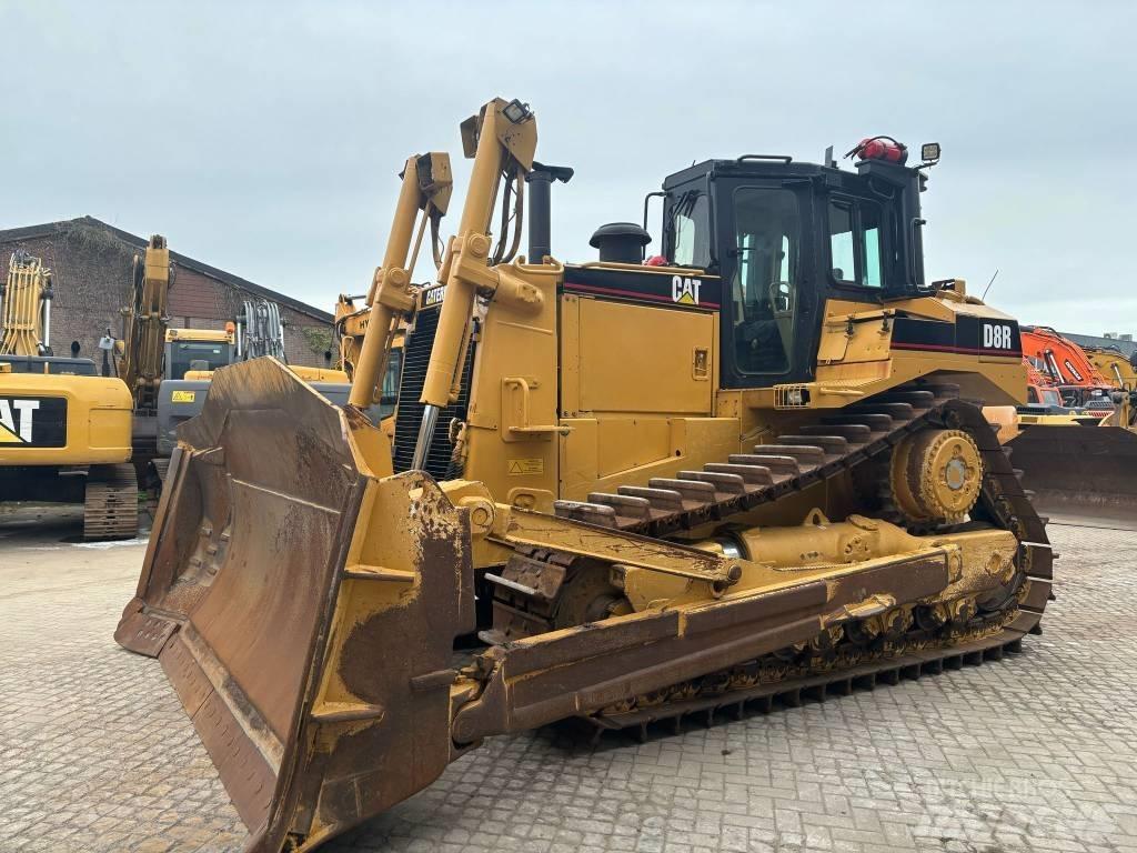CAT D 8 R lánctalpas dózerek