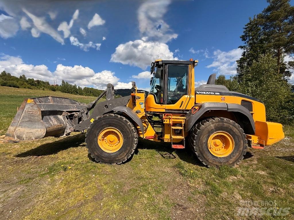 Volvo L 110 H Gumikerekes homlokrakodók