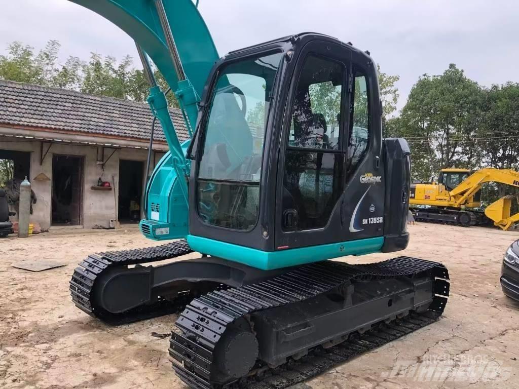 Kobelco SK 135 Lánctalpas kotrók