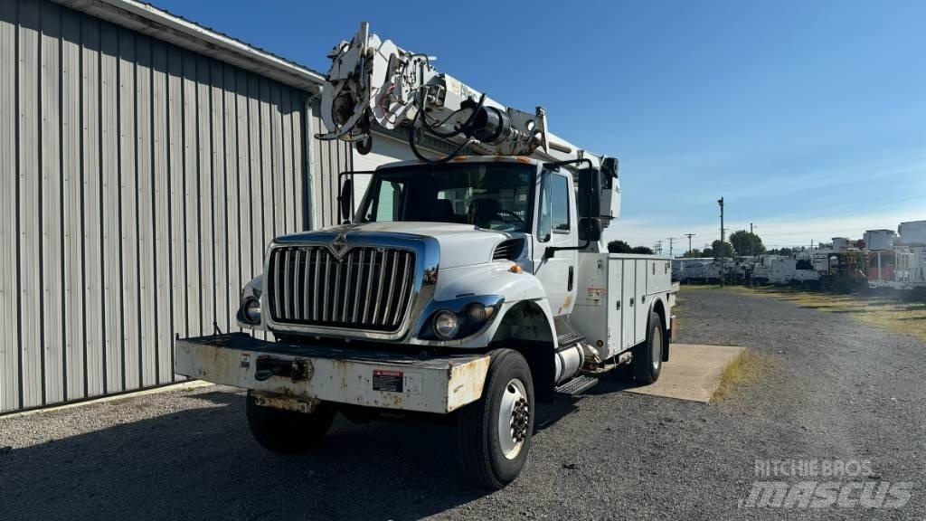 International 7300 Egyéb