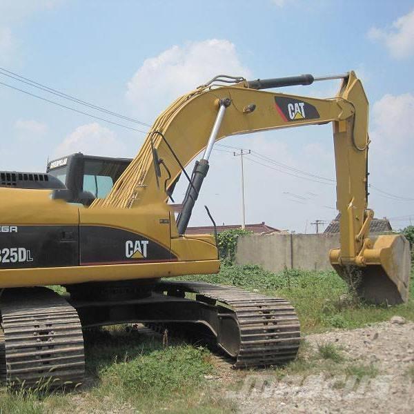 CAT 325 D L Lánctalpas kotrók