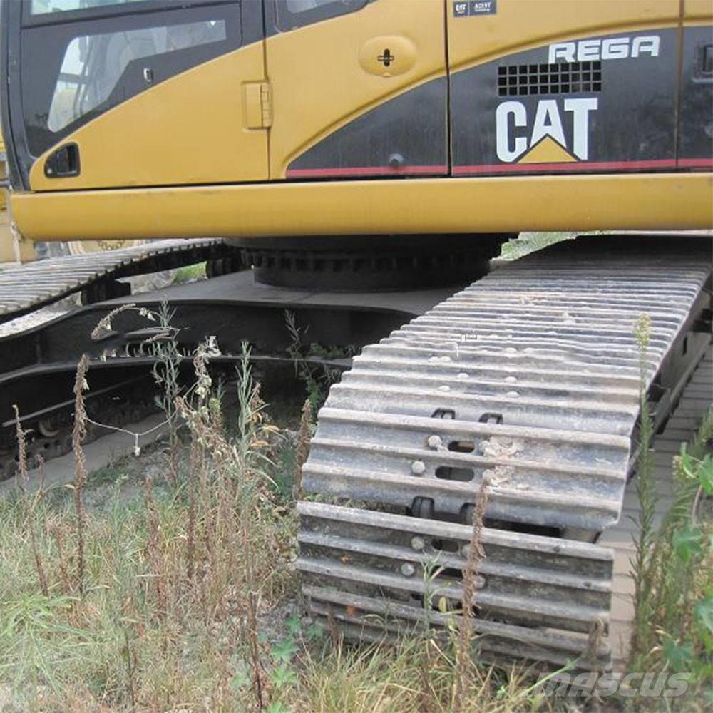 CAT 325 D L Lánctalpas kotrók