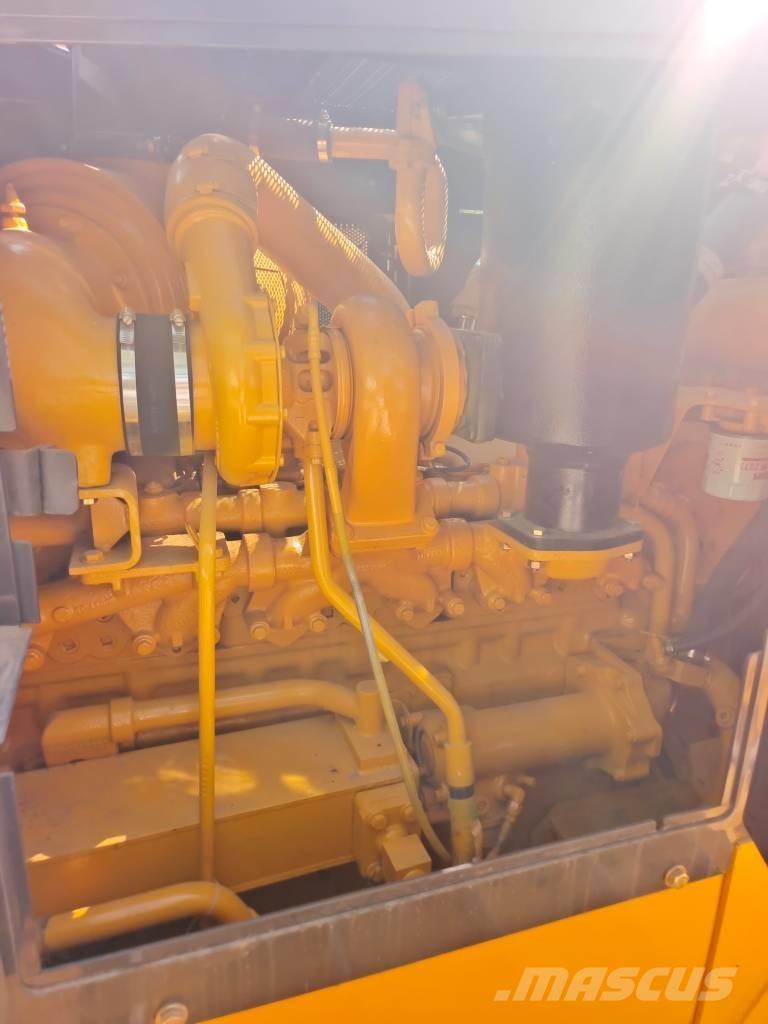 Shantui SD 22 lánctalpas dózerek