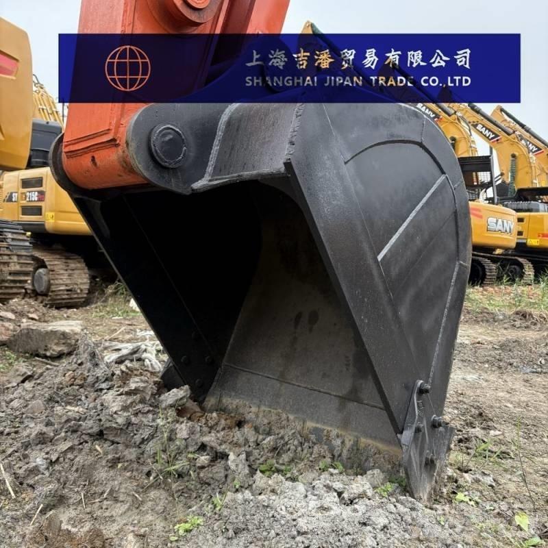 Hitachi ZX 210 Lánctalpas kotrók