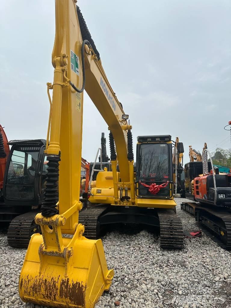 Komatsu PC 130 Közepes (midi) kotrók 7 t - 12 t