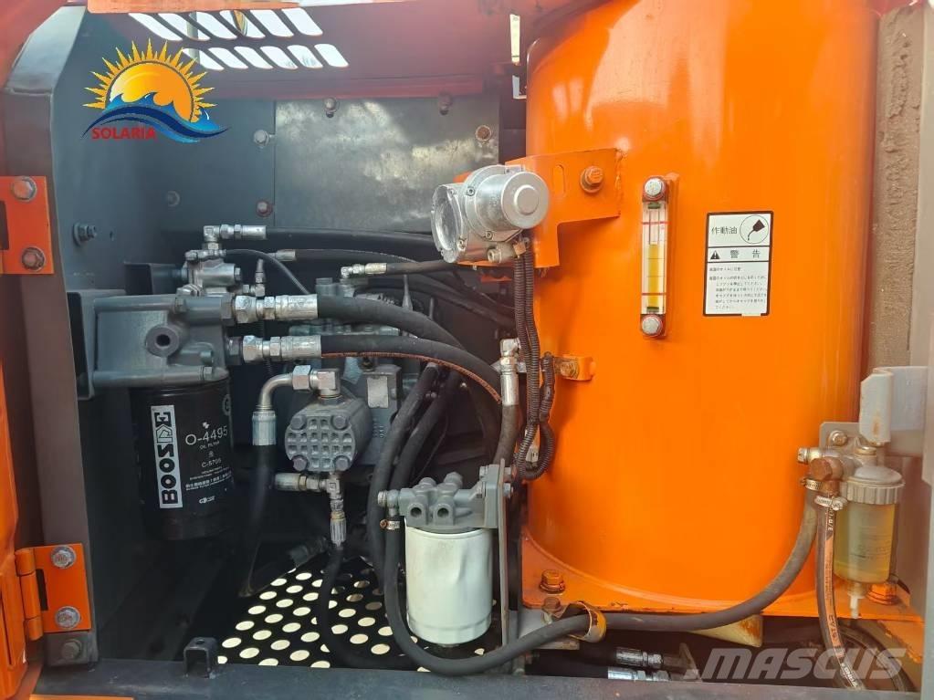 Hitachi ZX 130 Lánctalpas kotrók