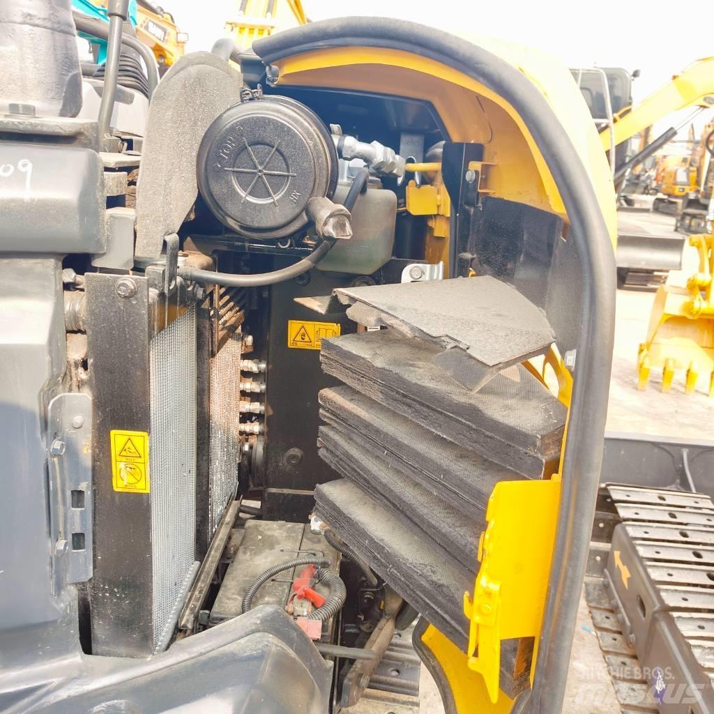 Komatsu PC30MR-3 Mini kotrók < 7t