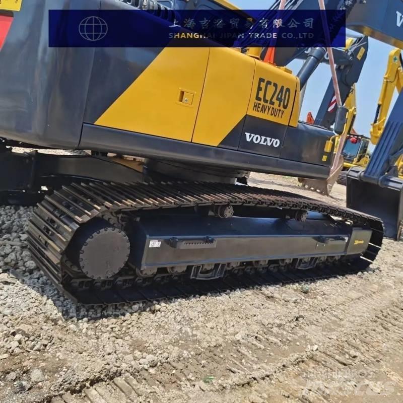 Volvo EC 240 Lánctalpas kotrók