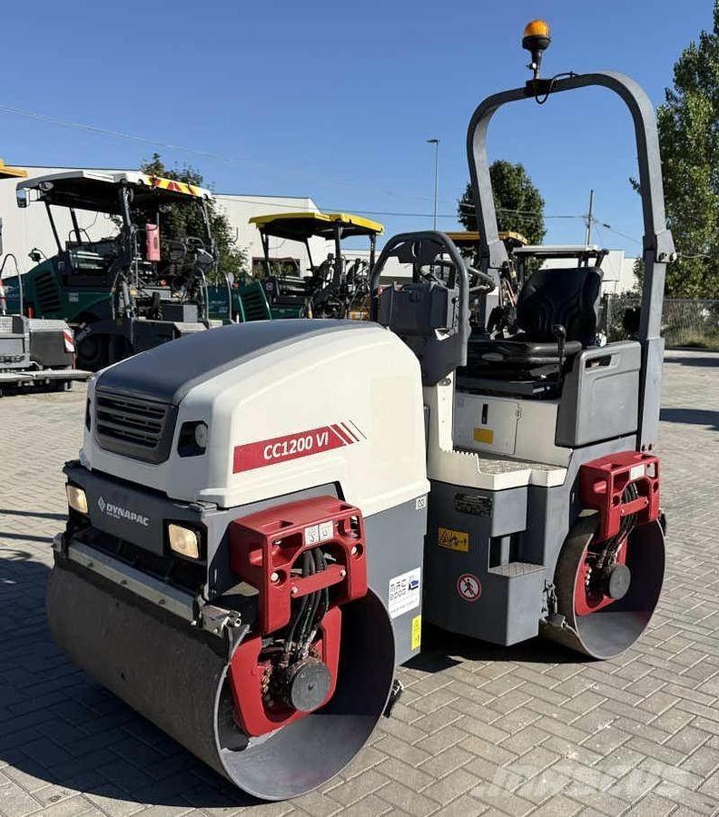 Dynapac CC 1200 VI Ikerdobos hengerek