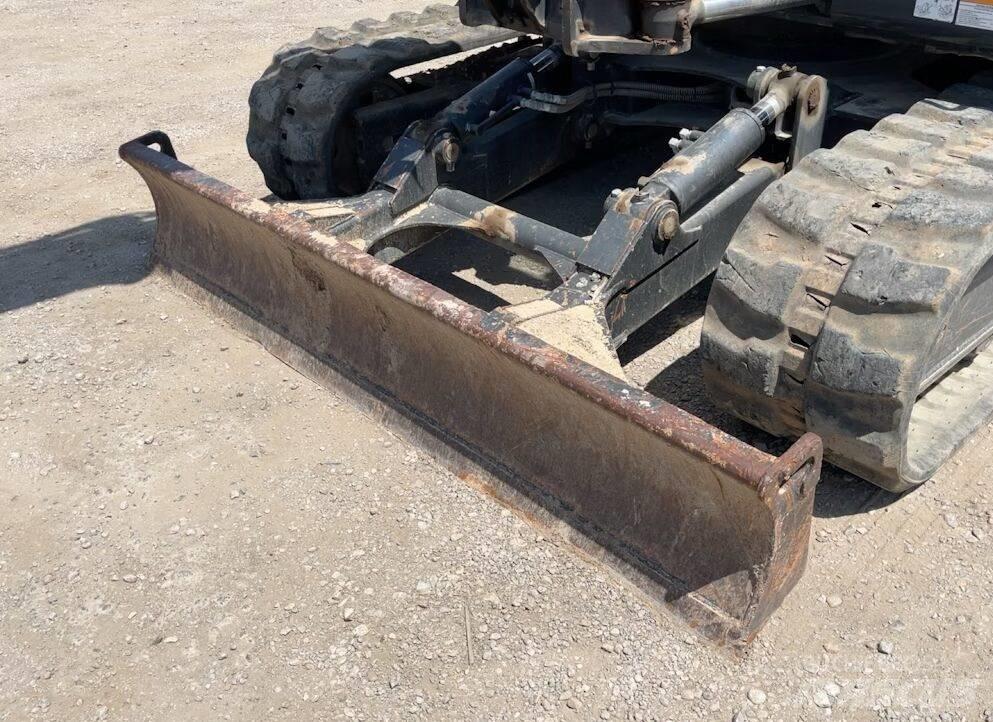Bobcat E 85 Lánctalpas kotrók