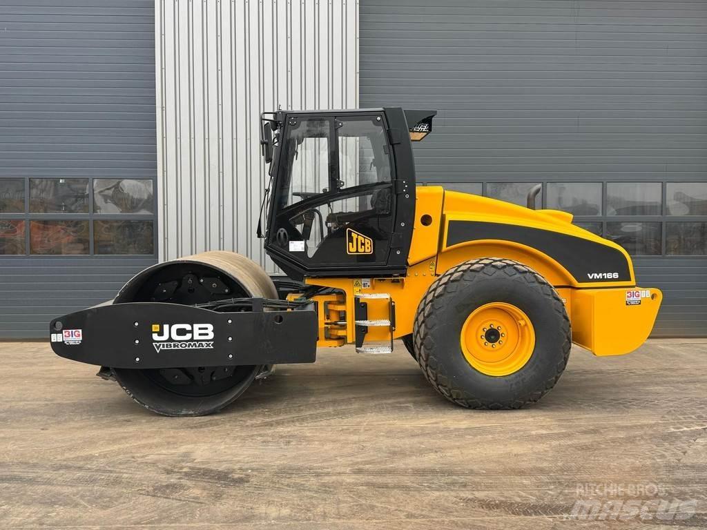 JCB VM166D Egydobos hengerek
