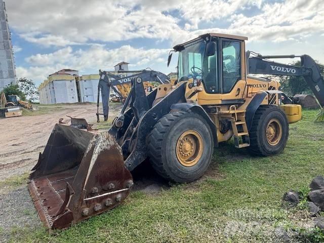 Volvo L 90 F Gumikerekes homlokrakodók