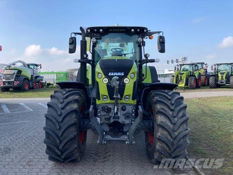 CLAAS AXION 830 Traktorok