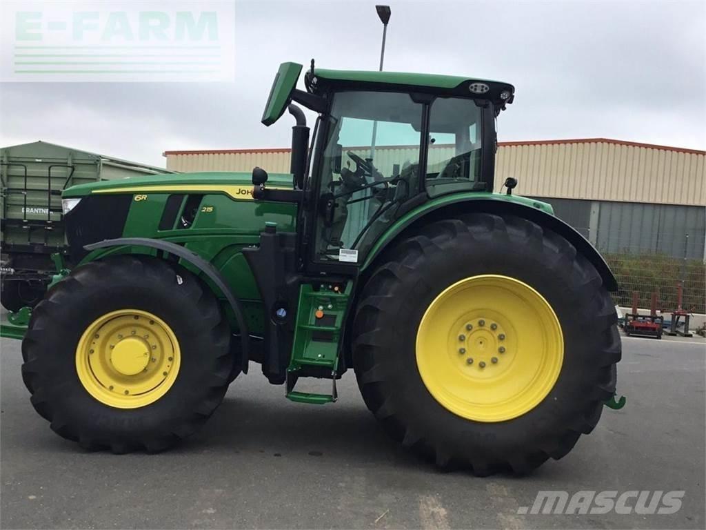 John Deere 6R215 Traktorok