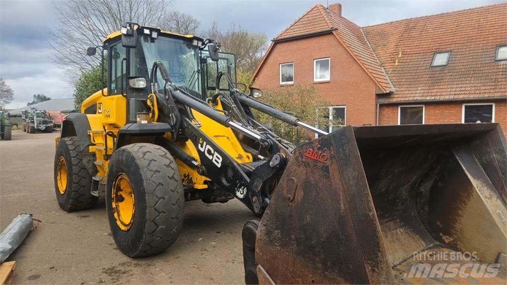 JCB 427 agri Gumikerekes homlokrakodók