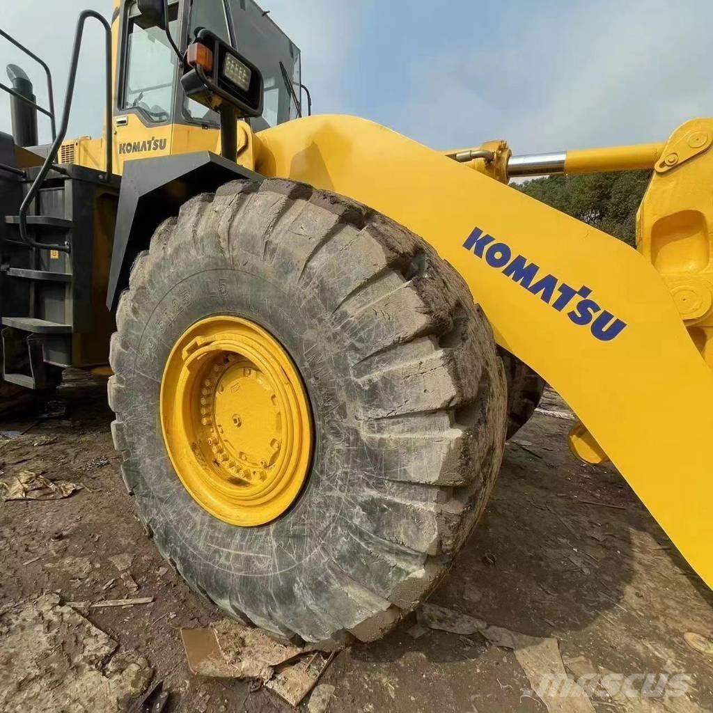 Komatsu WA 500-3 Gumikerekes homlokrakodók