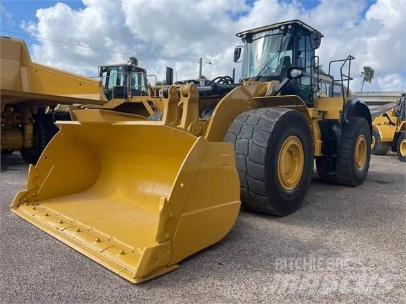 CAT 980M Gumikerekes homlokrakodók
