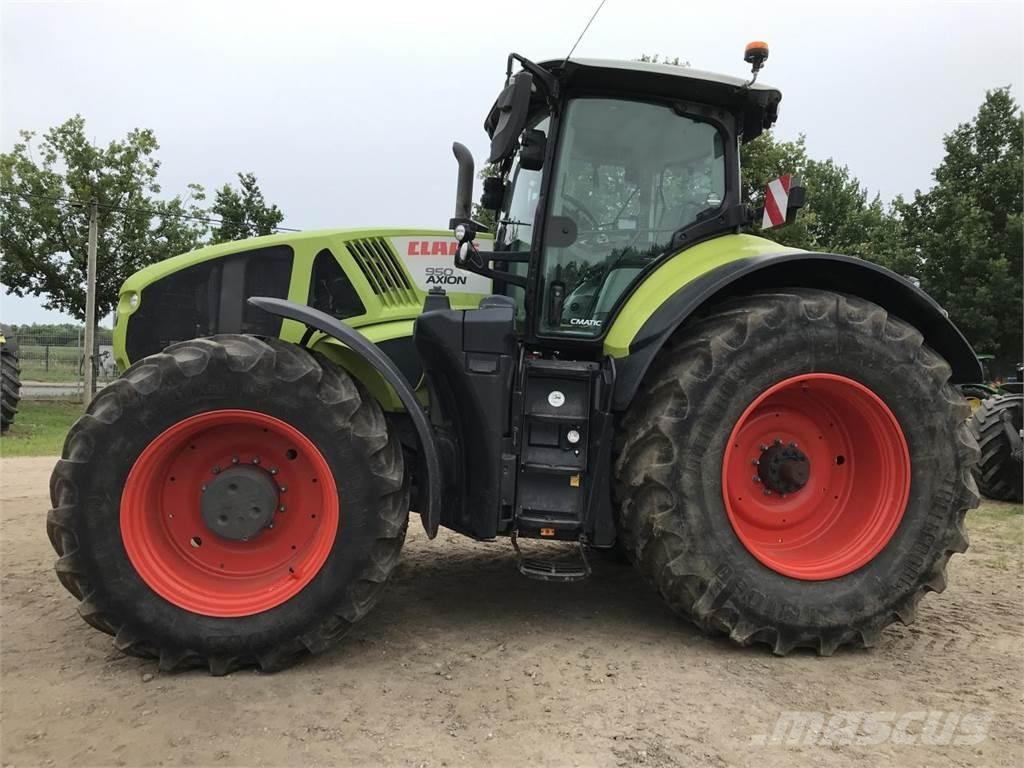 CLAAS Axion 950 Traktorok