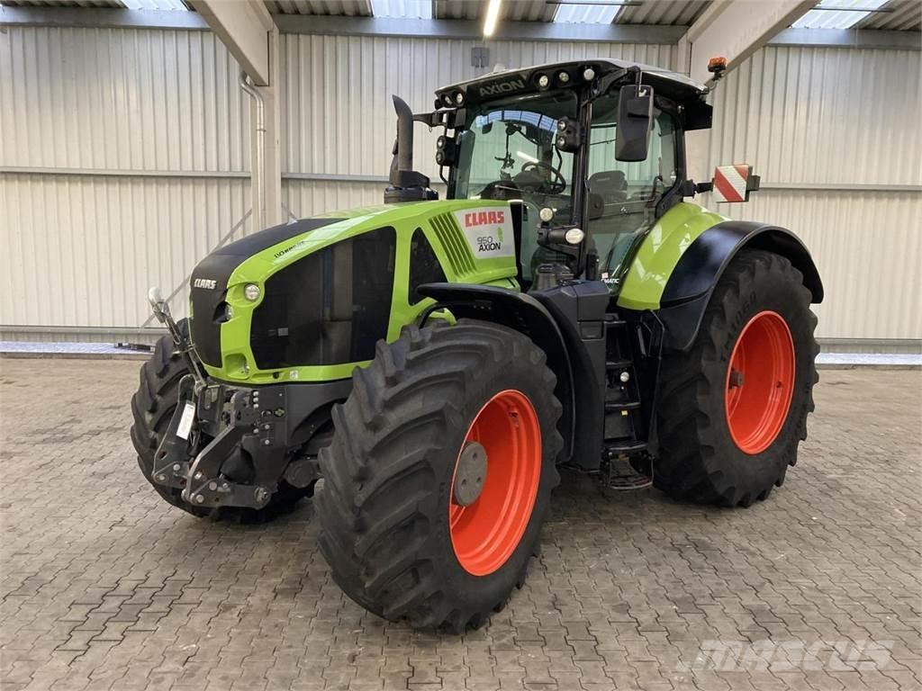 CLAAS Axion 950 Traktorok